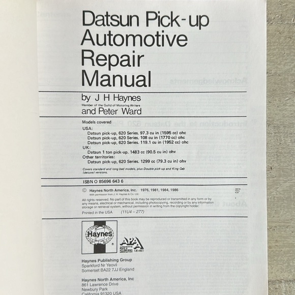 Haynes repair manual for 1973-1979 620 Series pick-up truck 💛 Excellent shape! - Picture 2 of 10